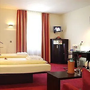 Stadthotel Kolping &