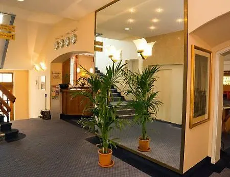Stadthotel Kolping & 3*