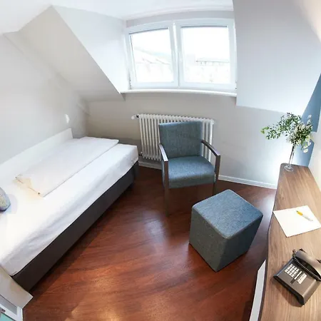 Stadthotel Kolping & Hotel 3*