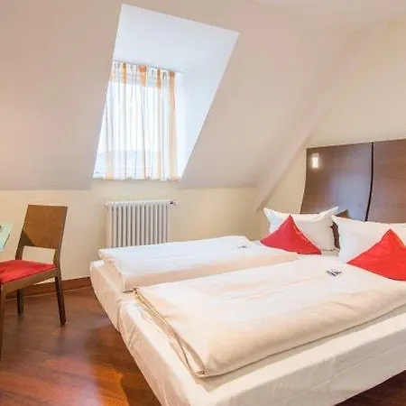 Stadthotel Kolping & Hotel Fryburg Bryzgowijski